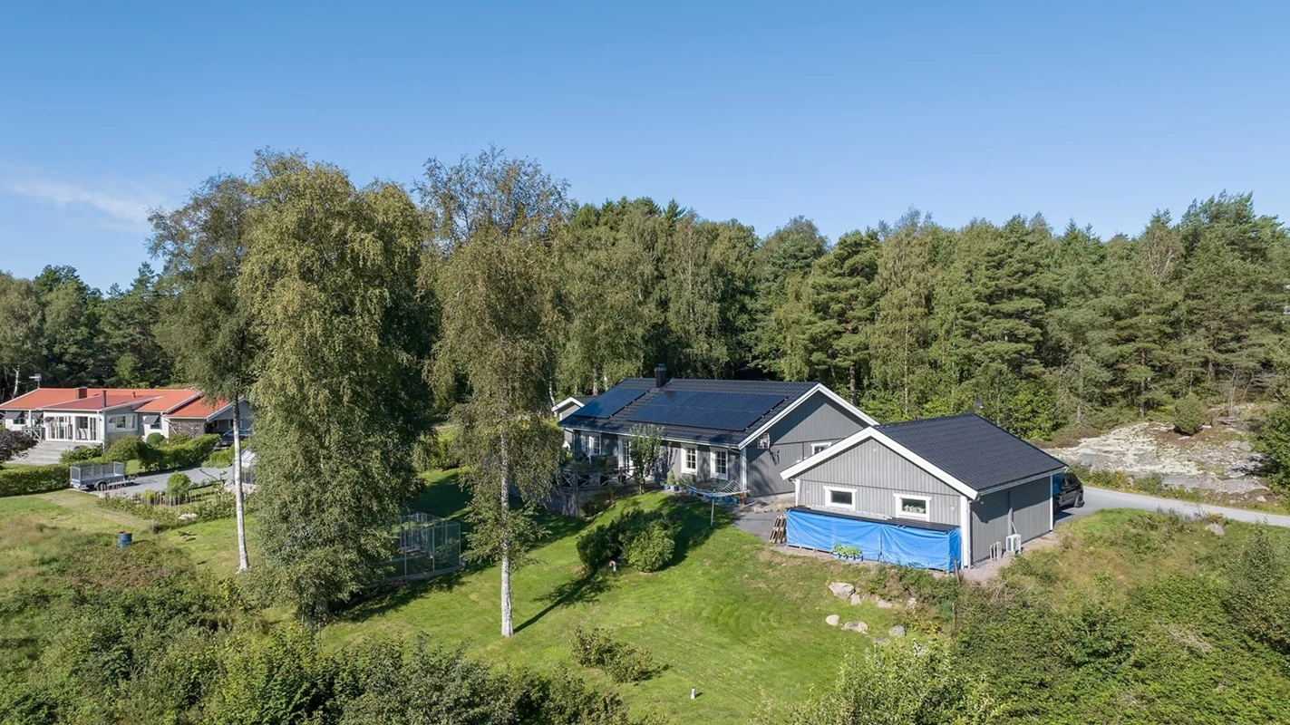 Solceller som producerar ca 8800 kwh