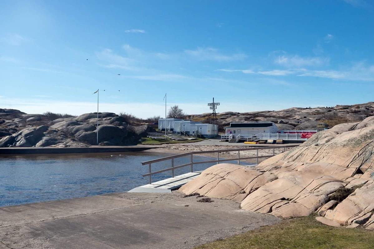 Pinneviks badplats-en kort promenad bort