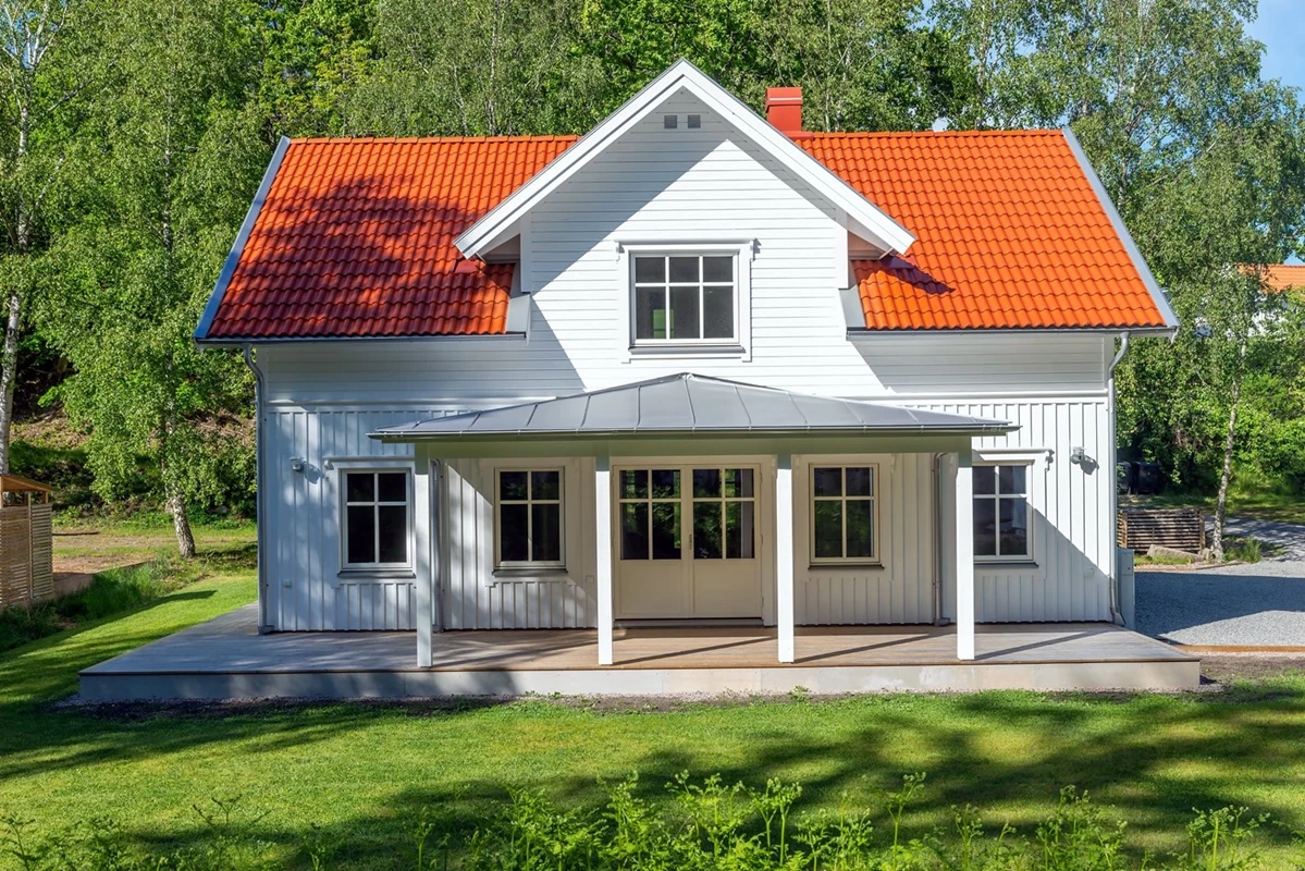 Altanen nås lätt från kök/vardagsrum