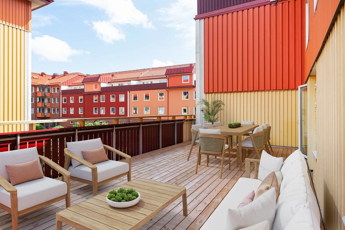 Terrassen nås från flera rum (digitalt möblerad)