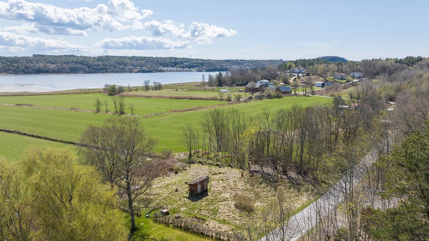 Bygg nytt med vattenvy i Lyse-Berga