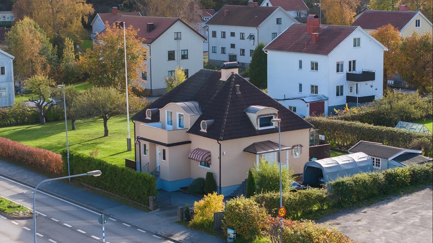 Lysekilsvägen 4, Brastad