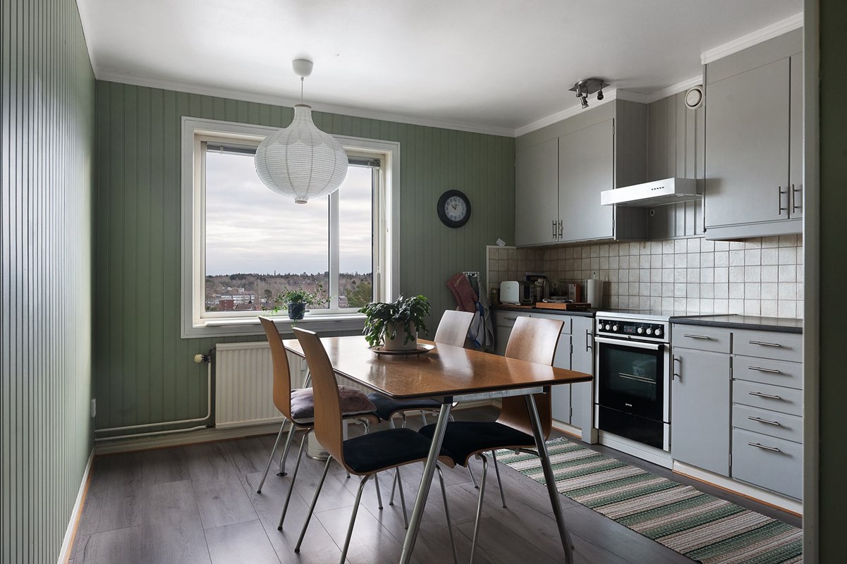 Sågvägen 4a, centralt i Brastad