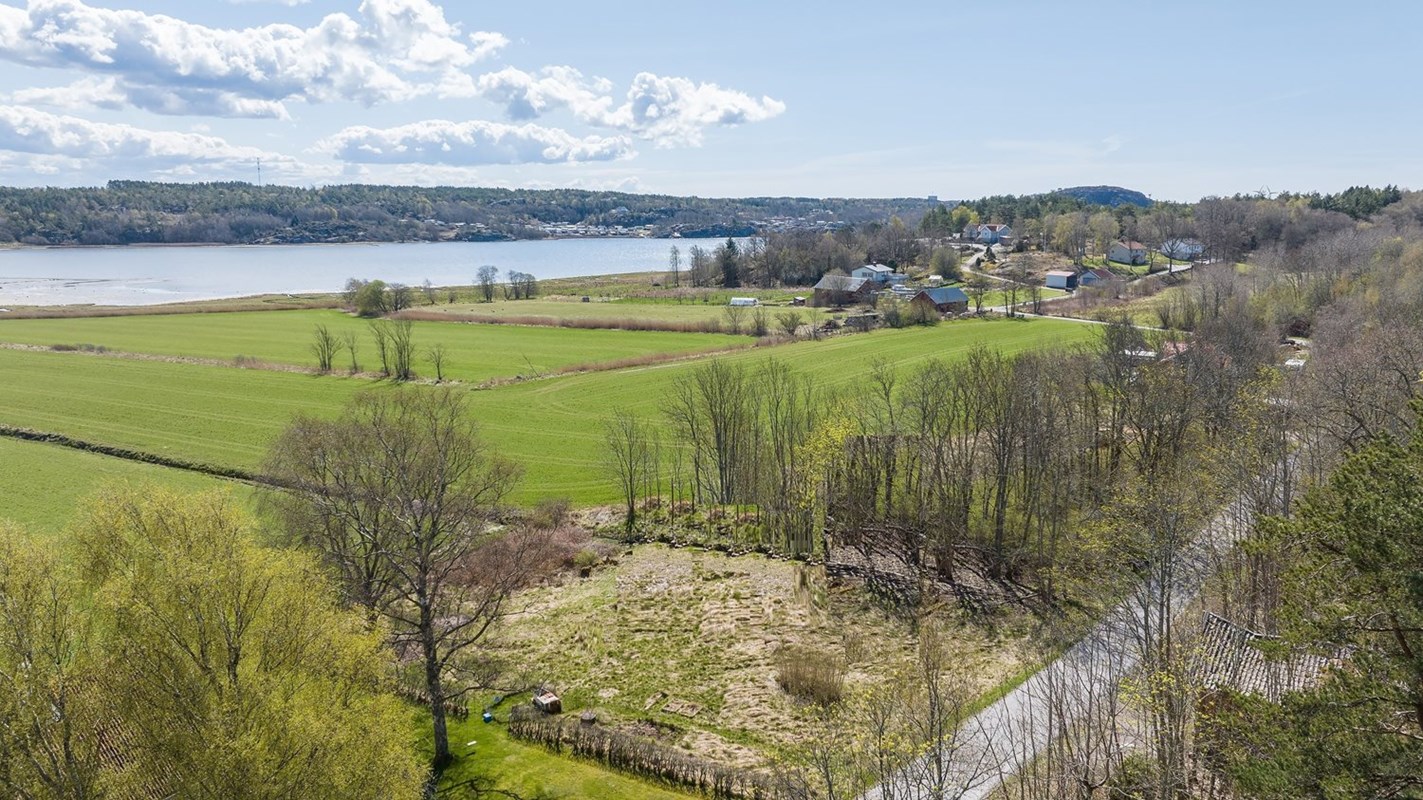Bygg nytt med vattenvy i Lyse-Berga