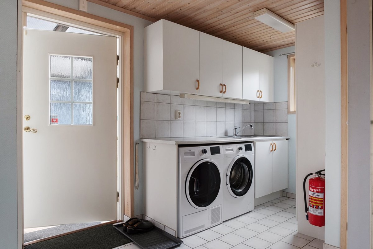 Tvättstuga med groventré