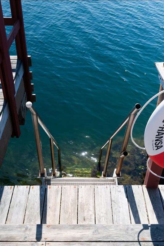 Badstege vid Lahälla, en kort promenad bort