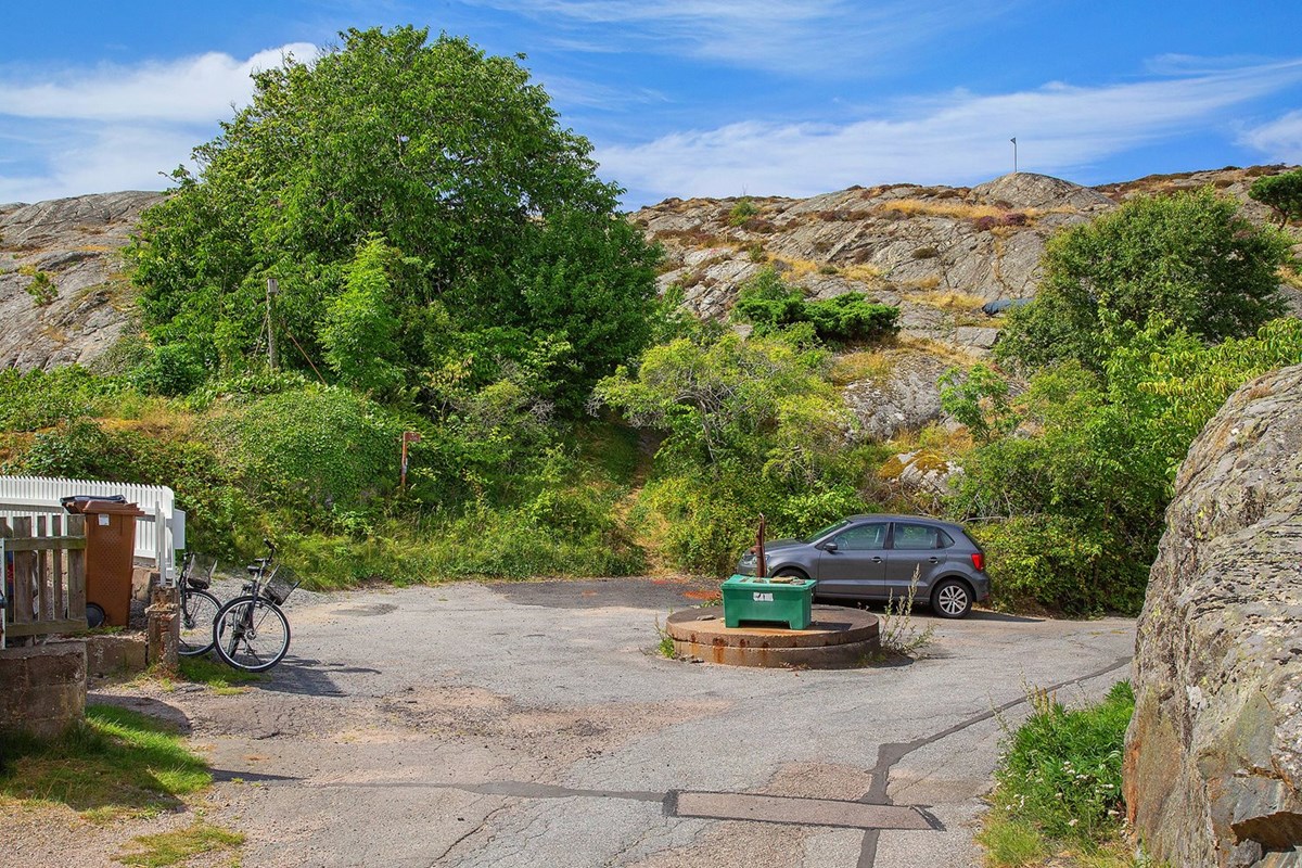 Gatan Tunnans namn kommer sannolikt från denna plats där de boende förr hämtade vatten i brunnen