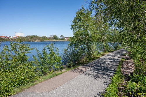 Fina promenadstråk precis utanför dörren