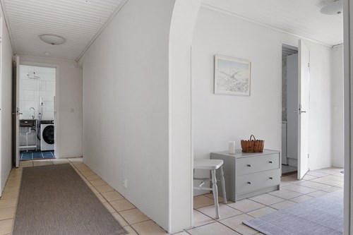 Hall, nedre plan