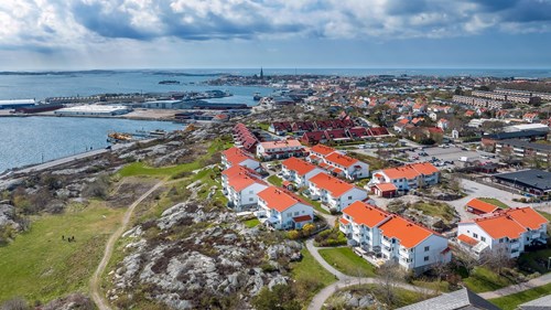 Högt läge med närhet till allt Lysekil har att erbjuda!